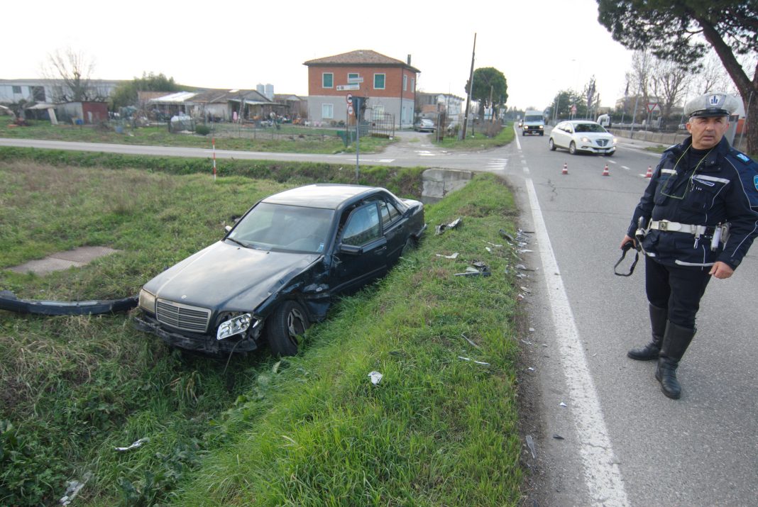 LUGO: INCIDENTE IN VIA DE BROZZI 13-03-2018---FOTO FIORENTINI