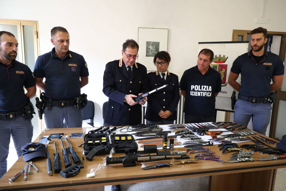 polizia recupero armi (13)