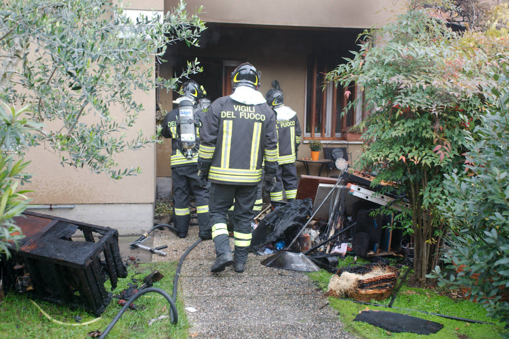 LUGO: INCENDIO ABITAZIONE IN VIA MONTEFIORINO 30-11-2018---FOTO FIORENTINI