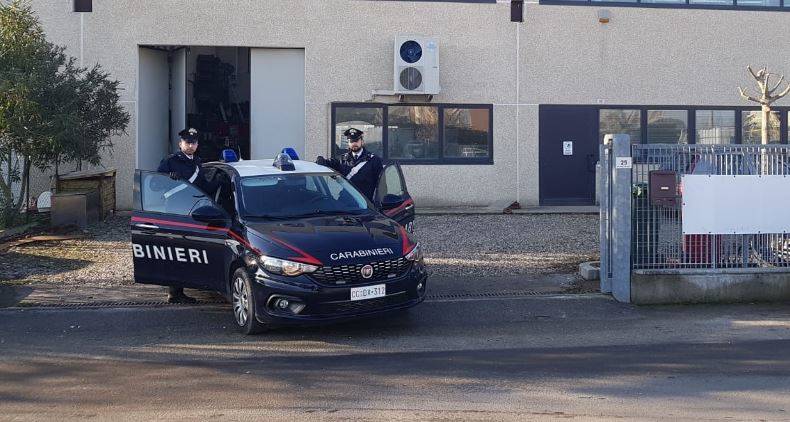 foto carabinieri medicina ritagiata
