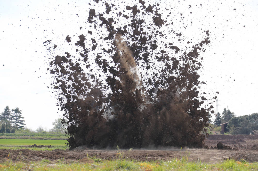BOMBA (1)