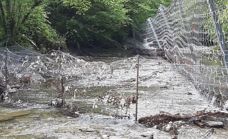Reti di contenimento sul rio Rovigo sopra Molino della Lastra
